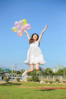 性开放的山村妇女